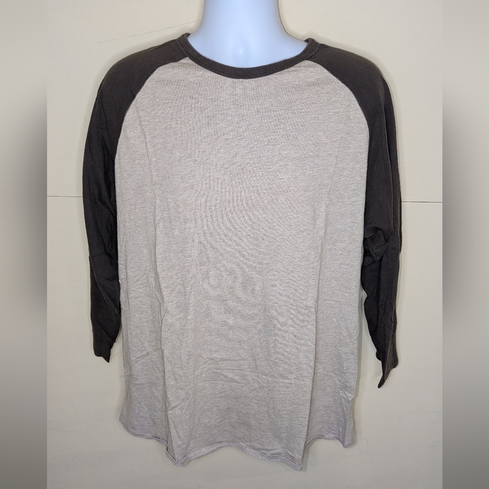 GAP Two-Tone Baseball Tee Mid Length Sleeve